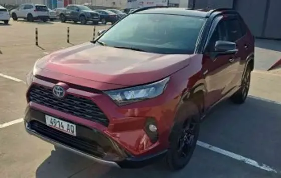 Toyota Rav4 2019 Тбилиси