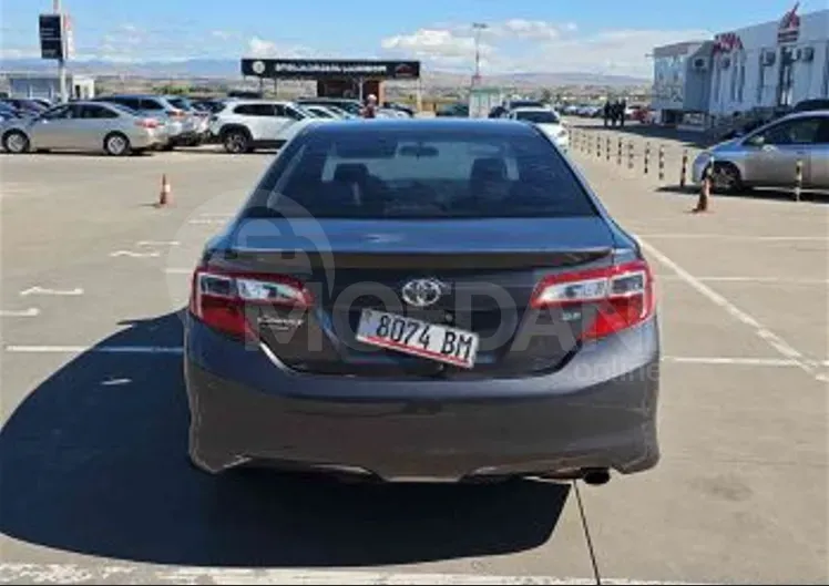 Toyota Camry 2.5L 2014 Тбилиси - изображение 5