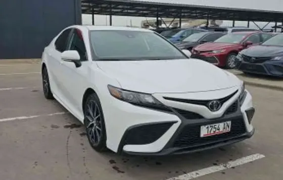 Toyota Camry 2022 Тбилиси