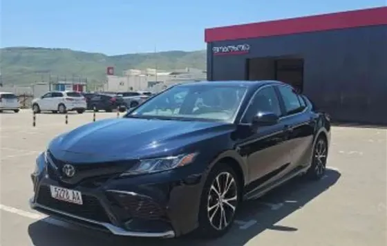 Toyota Camry 2020 Тбилиси