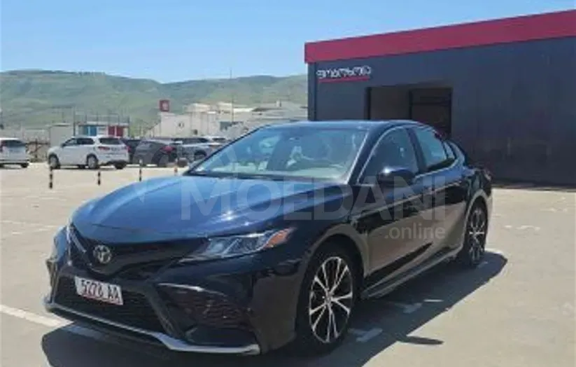 Toyota Camry 2.5L 2020 Тбилиси - изображение 1