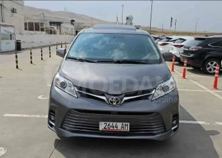 Toyota Sienna 3.5L 2017 თბილისი - photo 1