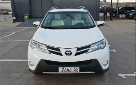 Toyota Rav4 2015 Тбилиси