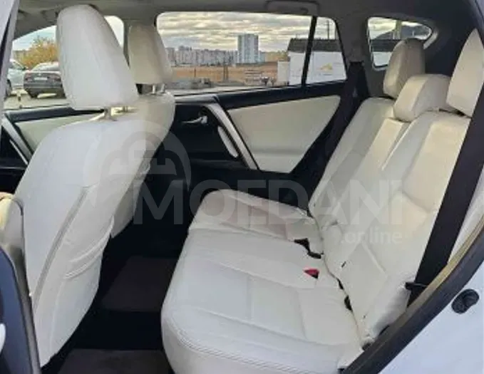 Toyota RAV4 2.5L 2015 Тбилиси - изображение 4