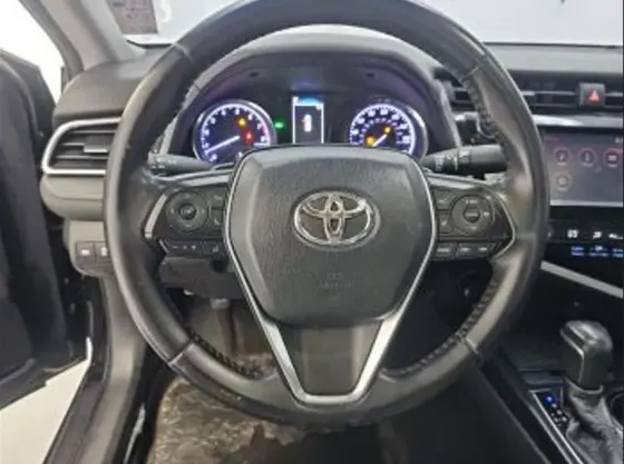 Toyota Camry 2018 Тбилиси