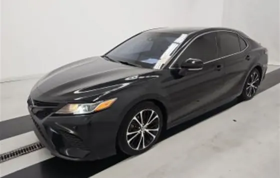 Toyota Camry 2018 Тбилиси