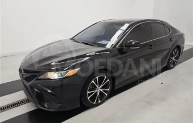 Toyota Camry 2018 Тбилиси - изображение 1