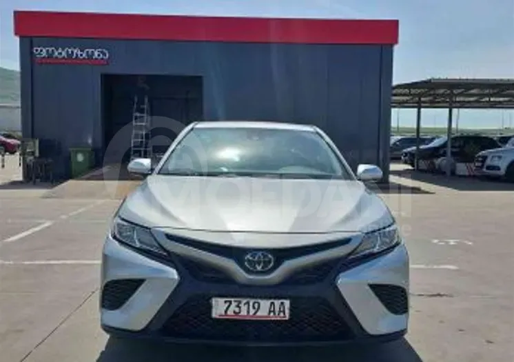 Toyota Camry 2.5L 2019 Тбилиси - изображение 1