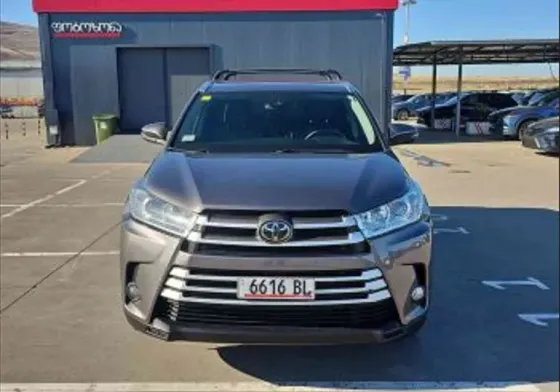 Toyota Highlander 2018 Tbilisi