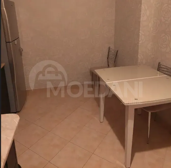 ქირავდება 2 ოთახიანი ბინა 80მ² 11/15 სართ თბილისი - photo 5