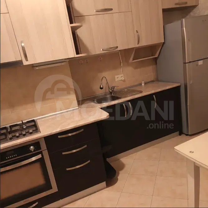 ქირავდება 2 ოთახიანი ბინა 80მ² 11/15 სართ თბილისი - photo 8