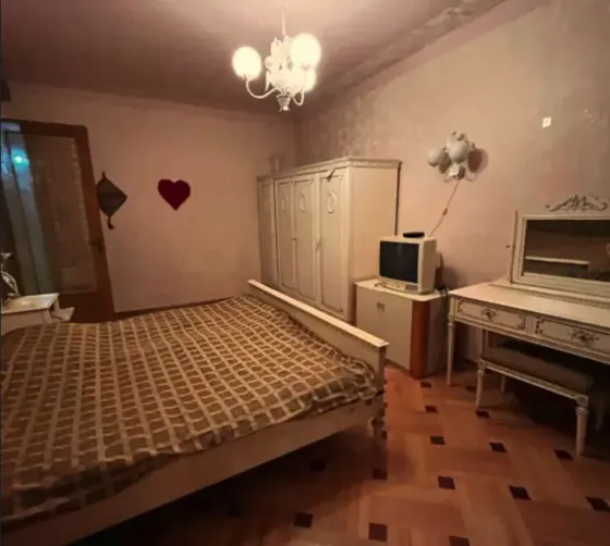 ქირავდება 3 ოთახიანი ბინა 80მ² 5/10 სართ თბილისი