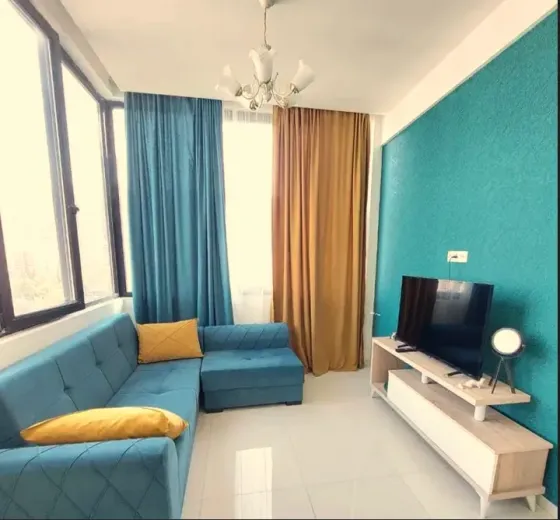 ქირავდება 3 ოთახიანი ბინა 85მ² 10/15 სართ თბილისი