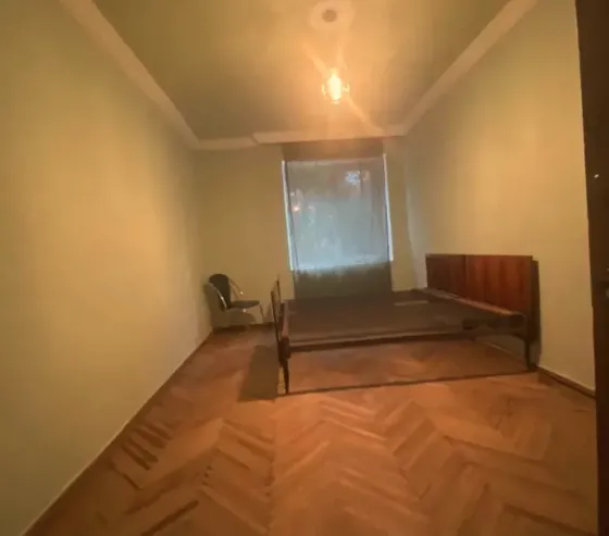 ქირავდება 3 ოთახიანი ბინა 100მ² 2/2 სართ თბილისი