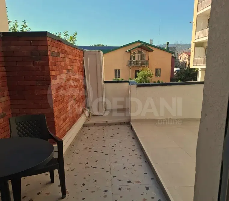 Сдам 3-комн. квартиру 70м² 2/7 эт. Тбилиси - изображение 2