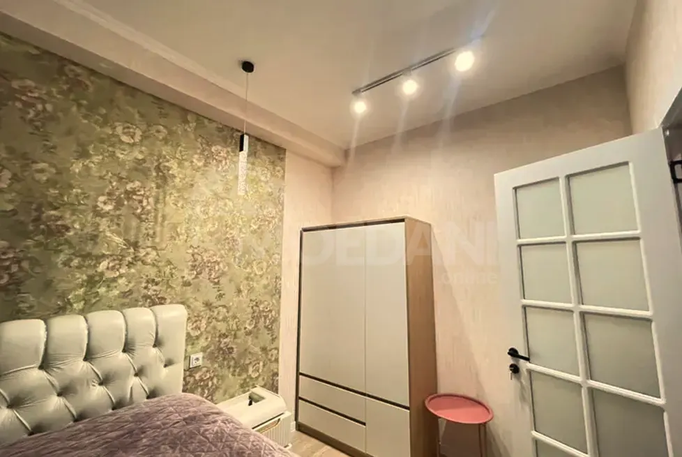 Apartments For Rent two-room 52м² 1/10 floor Tbilisi - photo 4