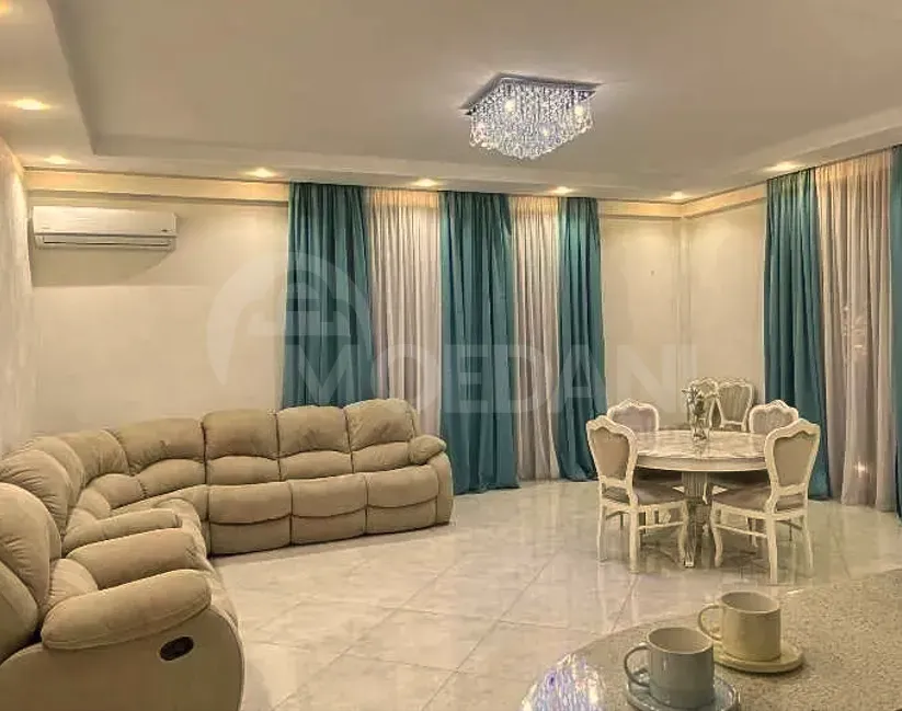 Сдам 3-комн. квартиру 100м² 5/10 эт. Тбилиси - изображение 1