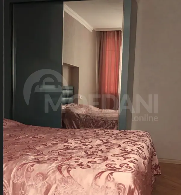 ქირავდება 2 ოთახიანი ბინა 60მ² 5/10 სართ თბილისი - photo 1