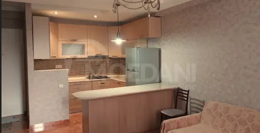 ქირავდება 2 ოთახიანი ბინა 60მ² 5/10 სართ თბილისი - photo 2