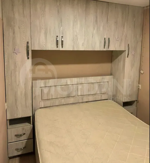 ქირავდება 2 ოთახიანი ბინა 50მ² 1/5 სართ თბილისი - photo 1