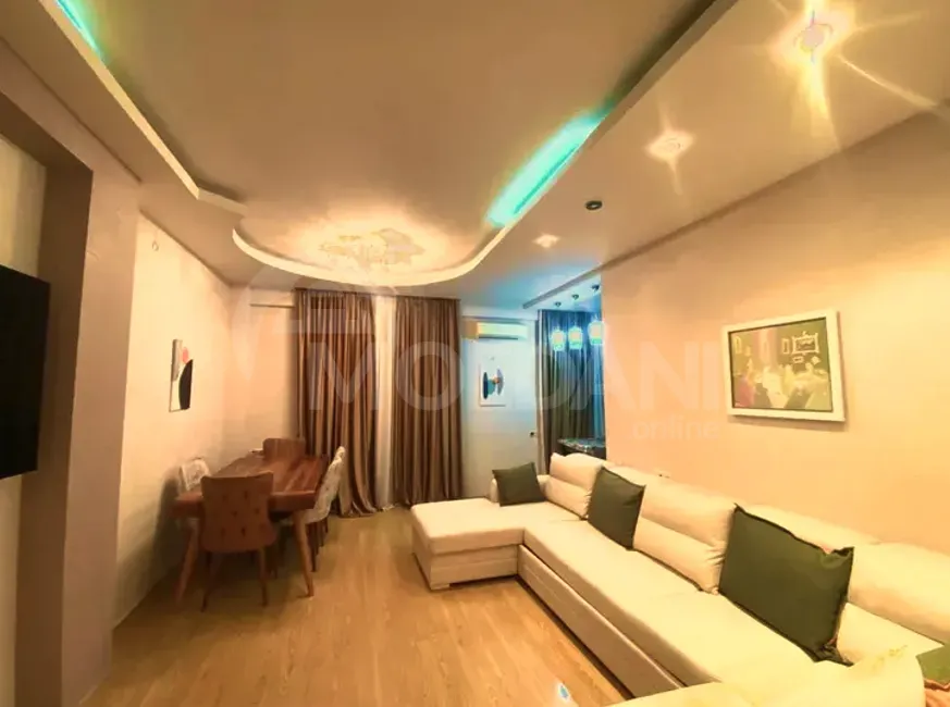 ქირავდება 3 ოთახიანი ბინა 100მ² 4/7 სართ თბილისი - photo 1