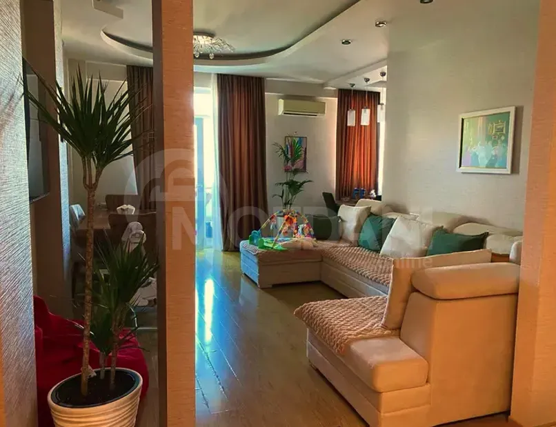 ქირავდება 3 ოთახიანი ბინა 100მ² 4/7 სართ თბილისი - photo 9