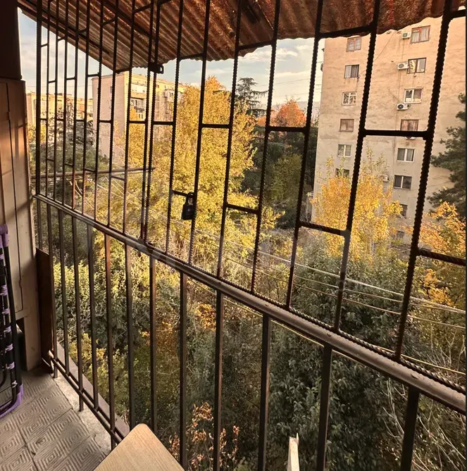 ქირავდება 2 ოთახიანი ბინა 40მ² 4/5 სართ თბილისი - photo 7