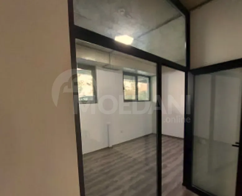 Сдается коммерческое офисное помещение в Чугурети Тбилиси - изображение 4