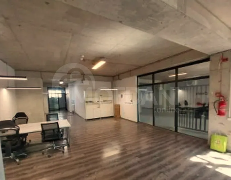 Сдается коммерческое офисное помещение в Чугурети Тбилиси - изображение 2