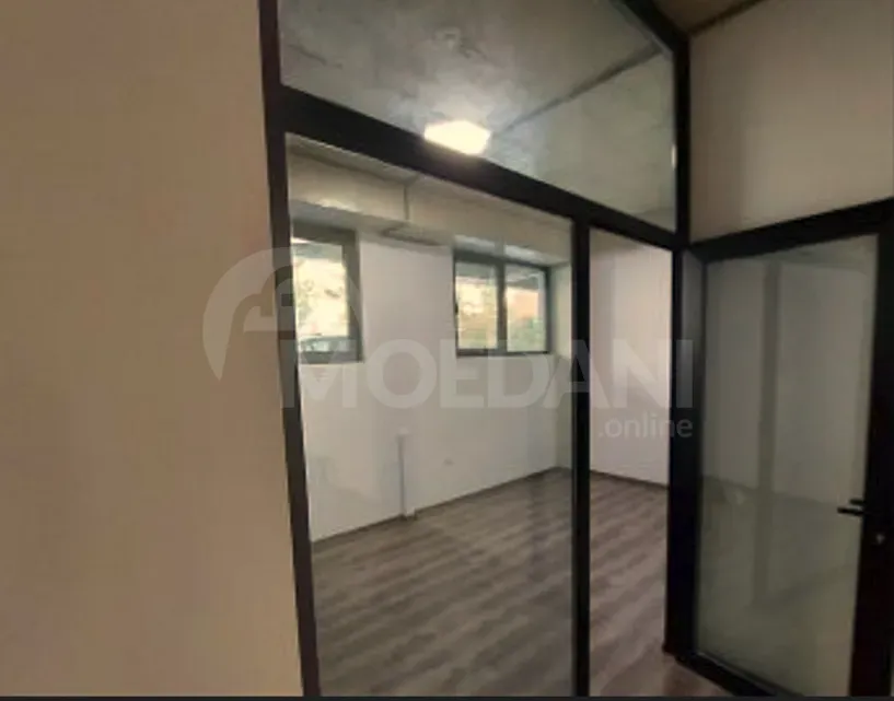 Коммерческое офисное помещение Тбилиси - изображение 4