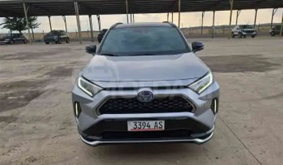 Toyota RAV4 2.5L 2021 Тбилиси - изображение 1