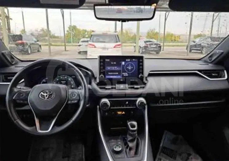 Toyota RAV4 2.5L 2021 Тбилиси - изображение 4