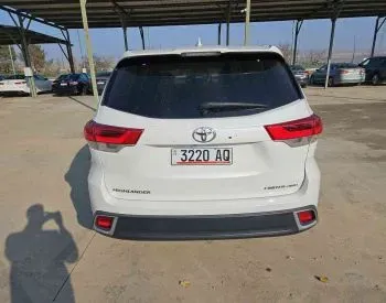 Toyota Highlander 2017 Tbilisi