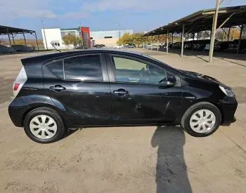 Toyota Prius C 2014 Tbilisi