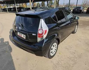 Toyota Prius C 2014 Tbilisi