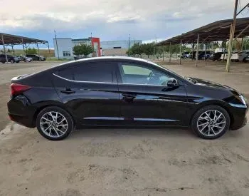 Hyundai Elantra 2020 თბილისი