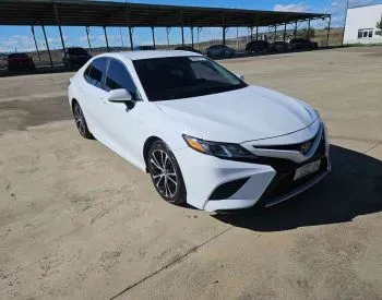 Toyota Camry 2019 Тбилиси