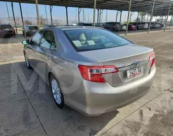 Toyota Camry 2.5L 2014 Тбилиси - изображение 7