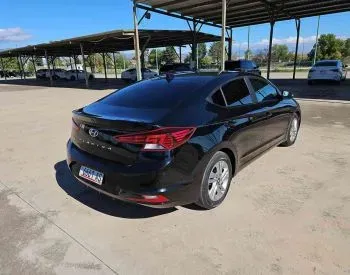 Hyundai Elantra 2019 თბილისი