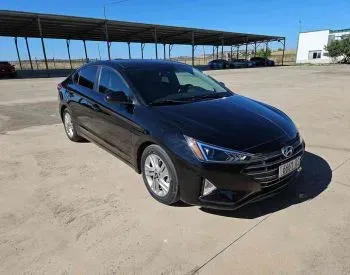 Hyundai Elantra 2019 თბილისი