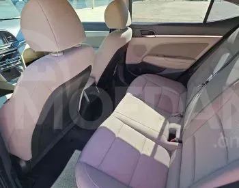 Hyundai Elantra 2019 Tbilisi - photo 8