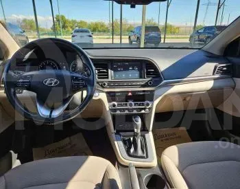 Hyundai Elantra 2019 Tbilisi - photo 9