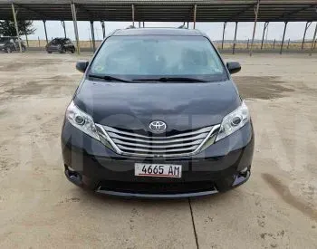 Toyota Sienna 3.5L 2016 Тбилиси - изображение 2