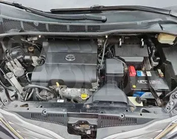 Toyota Sienna 3.5L 2016 Тбилиси - изображение 12