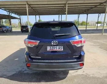 Toyota Highlander 2015 Тбилиси