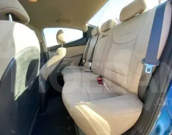 Hyundai Elantra 2016 Tbilisi - photo 7