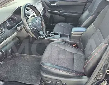 Toyota Camry 2.5L 2016 Тбилиси - изображение 9