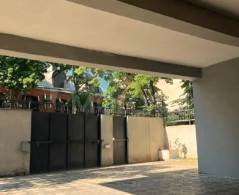 The entire building is for rent, commercial space in Vake Tbilisi - photo 3