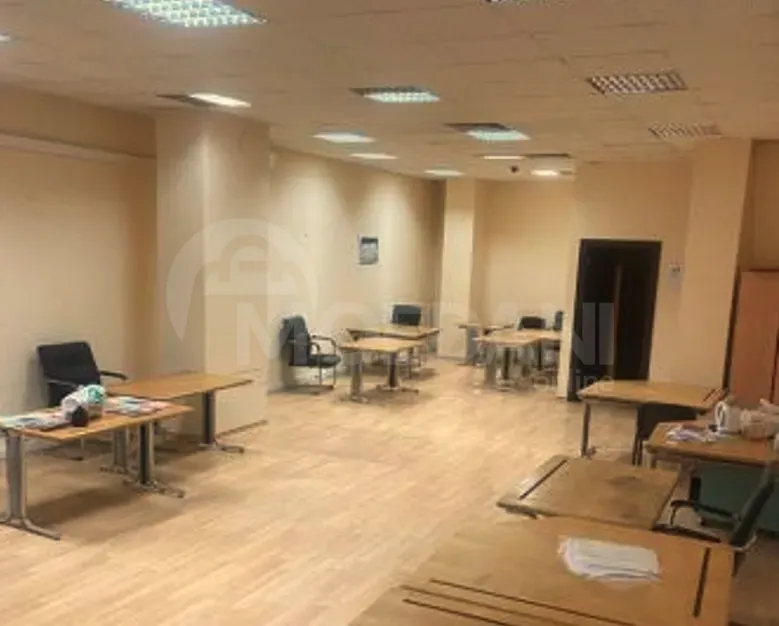 Сдается в аренду торгово-офисное помещение.... Тбилиси - изображение 1