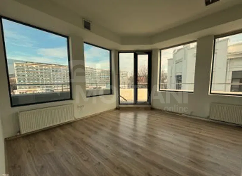 Сдается коммерческое офисное помещение в Авлабари, Тбилиси - изображение 5